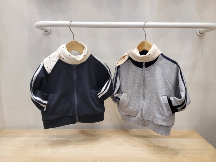 Atree - Korean Women Fashion - #momslook - 2-line Zip-up Jacket - 7