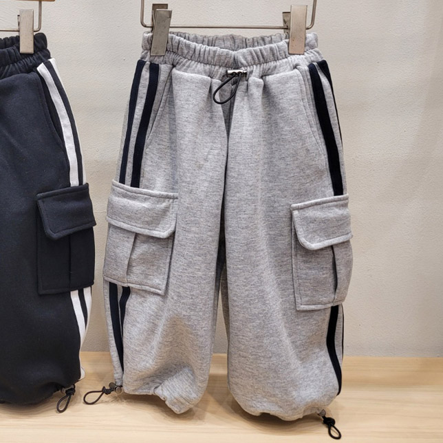 Atree - Korean Women Fashion - #momslook - 2-line Cargo Pants - 10