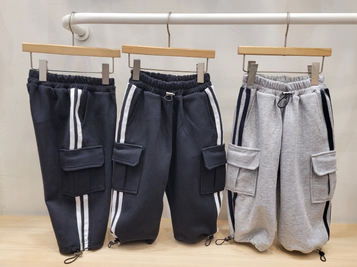 Atree - Korean Women Fashion - #momslook - 2-line Cargo Pants - 6