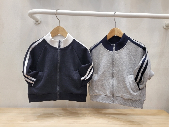 Atree - Korean Women Fashion - #momslook - 2-line Zip-up Jacket - 4