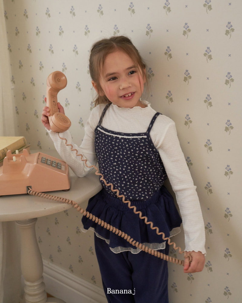 Banana J - Korean Children Fashion - #kidzfashiontrend - Strawberry Flower Tank Top - 12