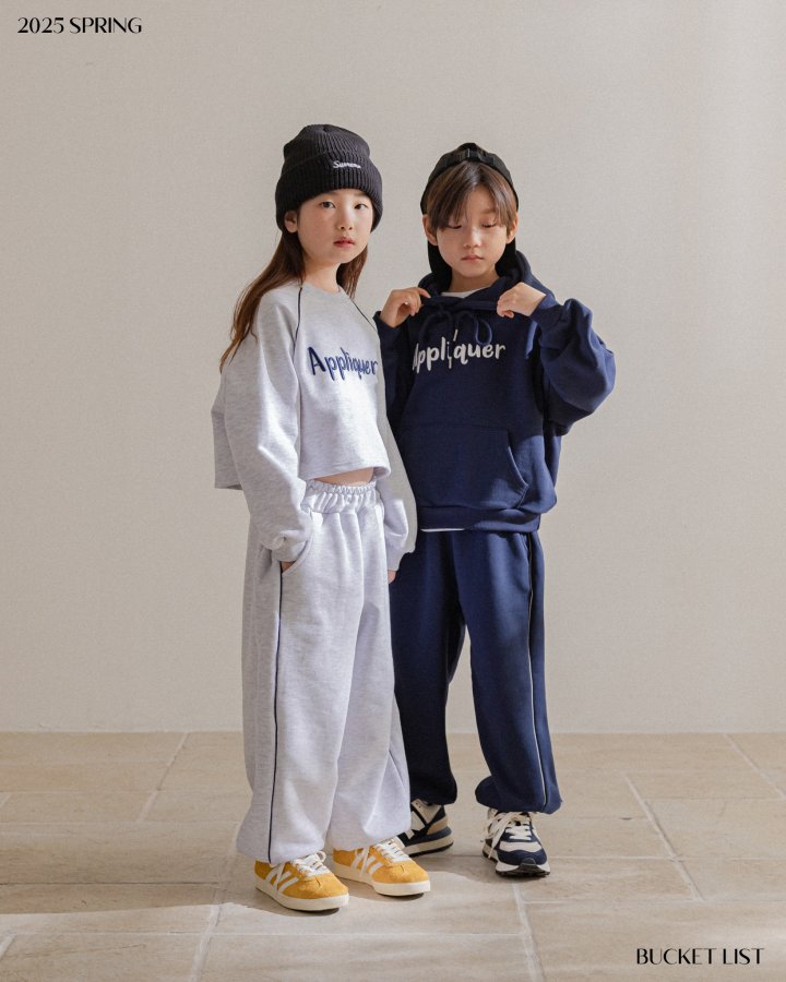 Bucket List - Korean Children Fashion - #discoveringself - Appliquer Crop Sweatshirts - 7