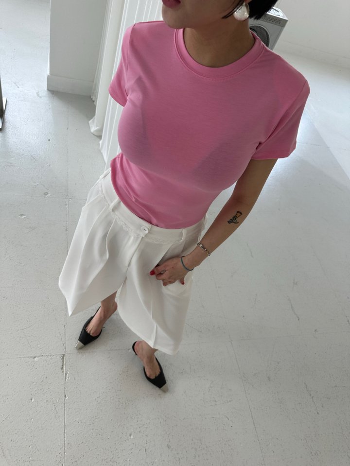 Chavi - Korean Women Fashion - #momslook - New Color Basic Padded Short Sleeved Tee - 3