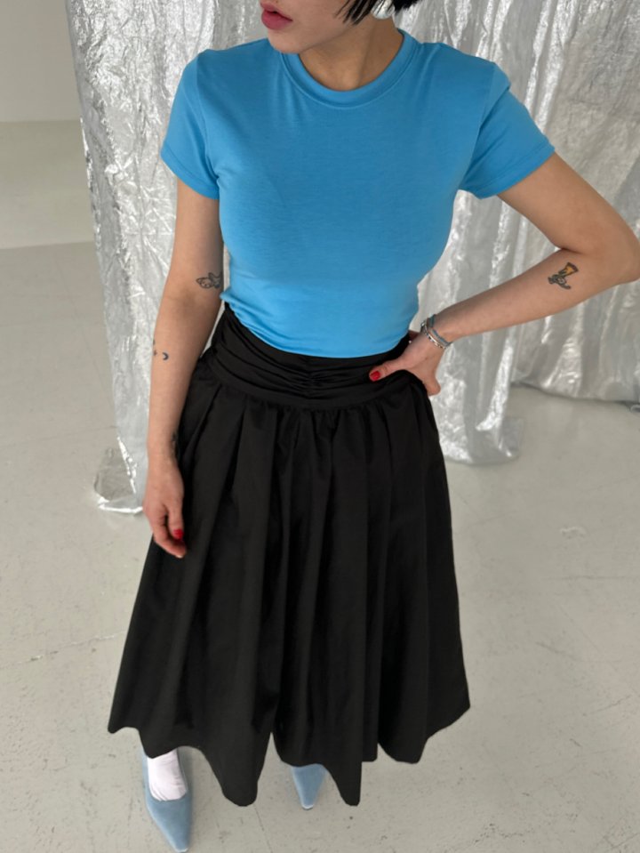 Chavi - Korean Women Fashion - #momslook - New Color Basic Padded Short Sleeved Tee - 3