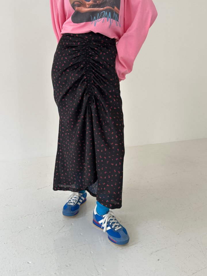 Chavi - Korean Women Fashion - #momslook - Rose Satin Skirt