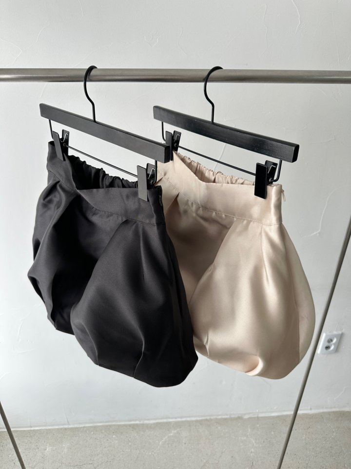 Chavi - Korean Women Fashion - #restrostyle - Balloon Mini Skirt - 3
