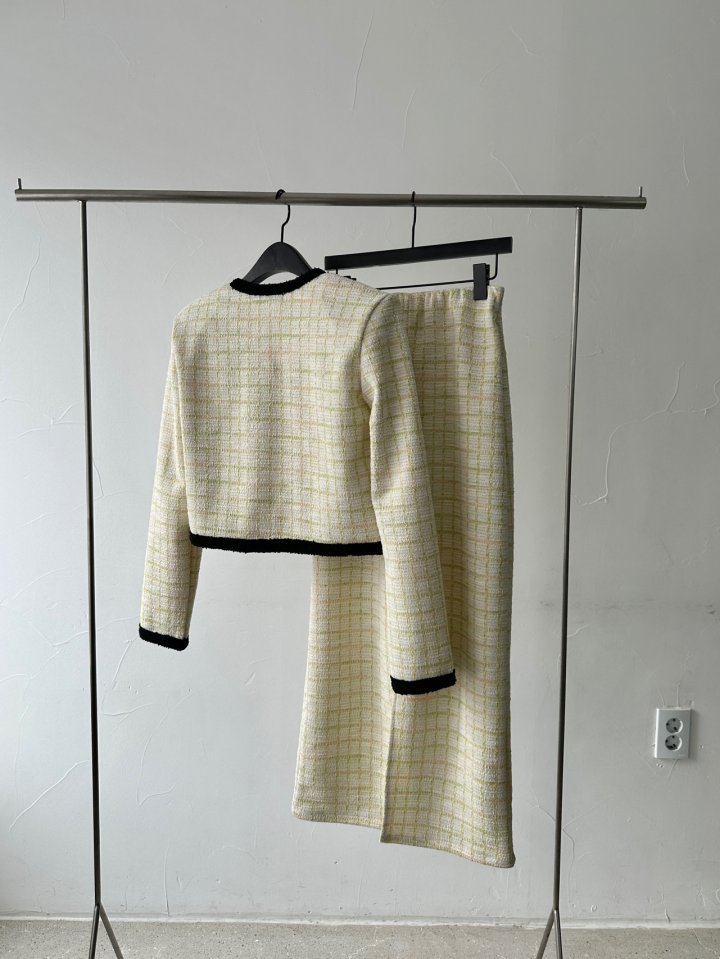 Chavi - Korean Women Fashion - #romanticstyle - Check Tweed Cardigan Skirt Set - 2