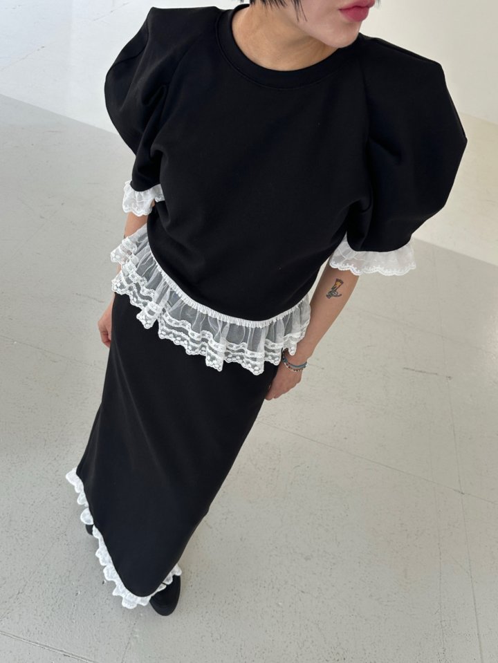 Chavi - Korean Women Fashion - #restrostyle - Lumy Lace Top Skirt Set - 4