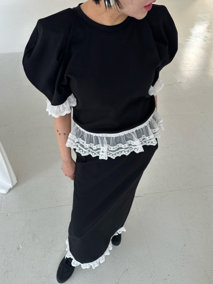 Chavi - Korean Women Fashion - #vintagekidsstyle - Lumy Lace Top Skirt Set