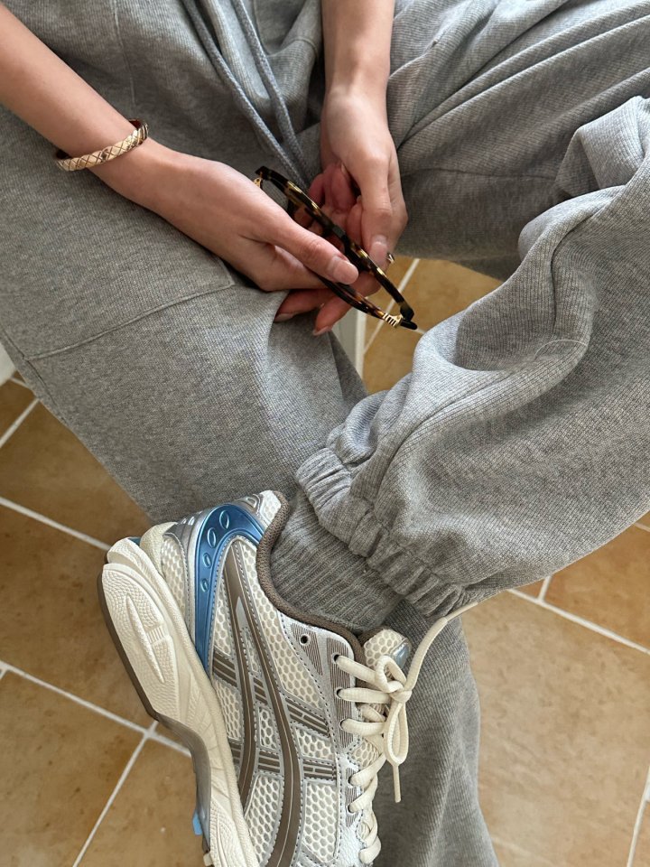Diana - Korean Women Fashion - #momslook - Maccaron Jogger Pants - 3