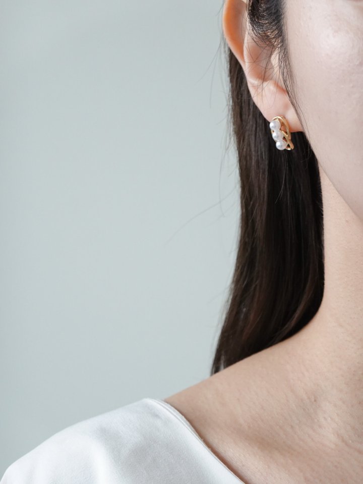 Eeiitt - Korean Women Fashion - #momslook - Bay Triple Pearl Earring - 10