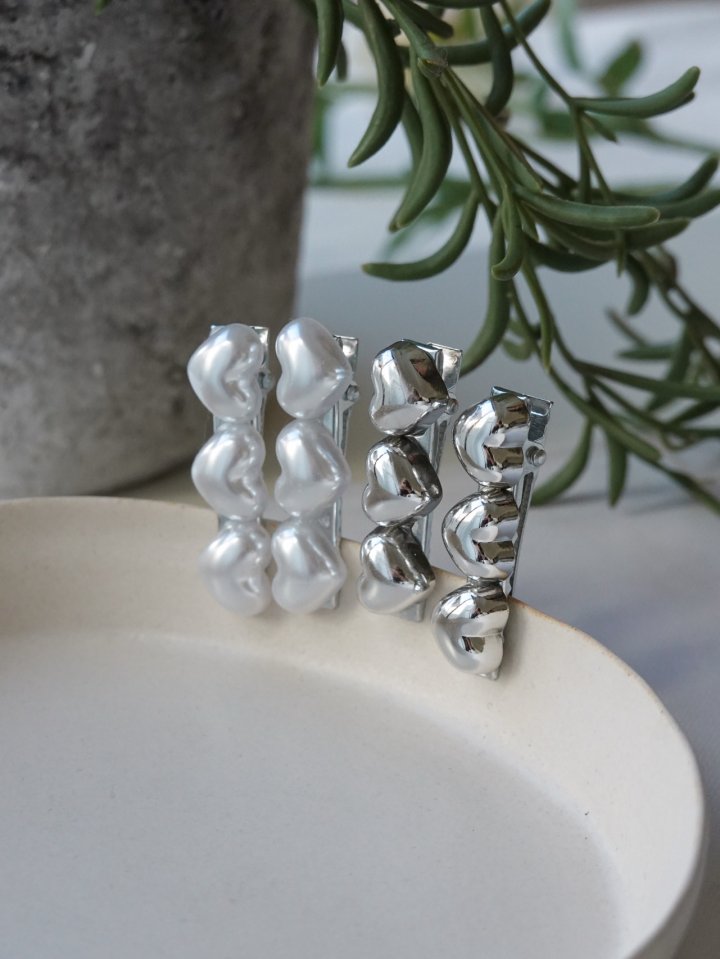 Eeiitt - Korean Women Fashion - #momslook - Triple Mini Heart Hairpin - 7