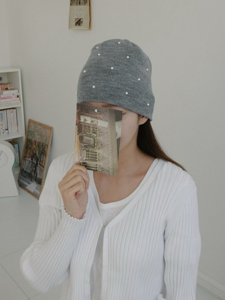 Eeiitt - Korean Women Fashion - #restrostyle - Mini Pearl Beanie - 2
