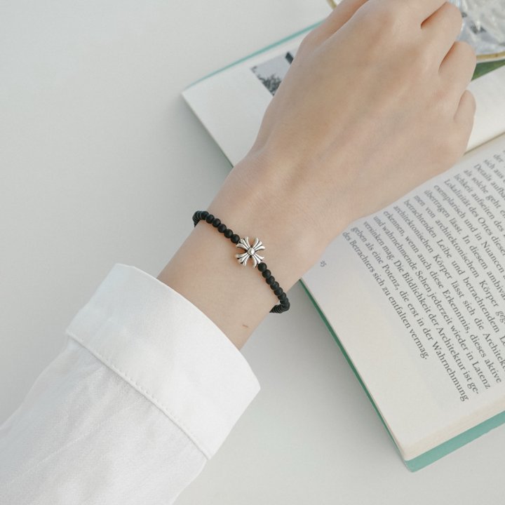 Eeiitt - Korean Women Fashion - #thelittlethings - Credit Ring Bracelet Set - 8