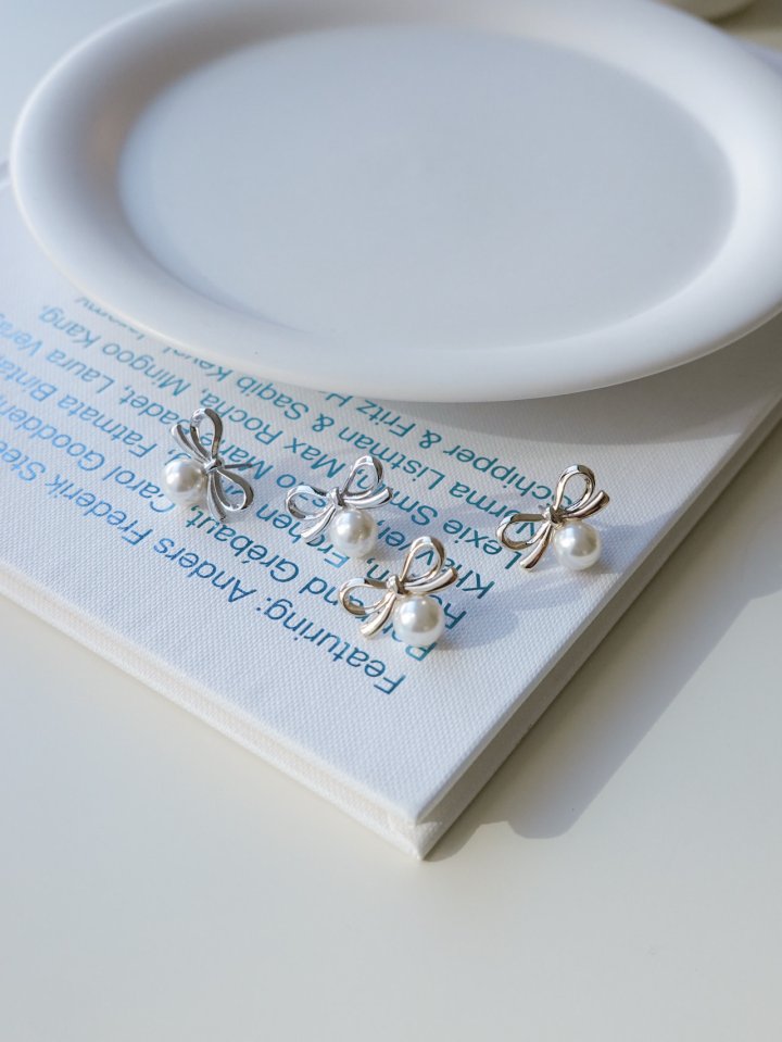 Eeiitt - Korean Women Fashion - #vintagekidsstyle - Elysian Ribbon Earring - 7