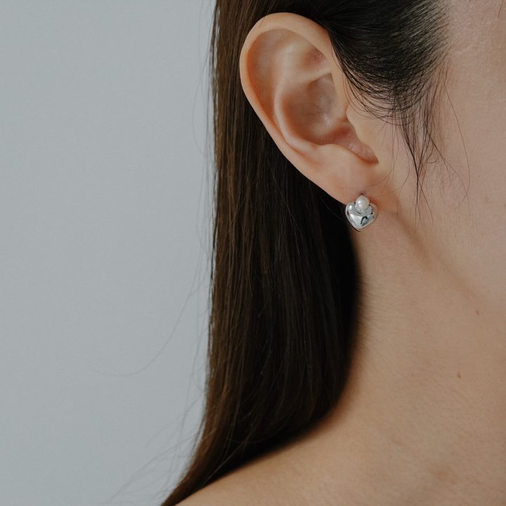 Eeiitt - Korean Women Fashion - #vintagekidsstyle - Heart Pearl Earring