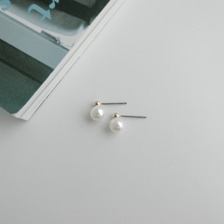 Eeiitt - Korean Women Fashion - #momslook - Moring Pearl Earring - 4
