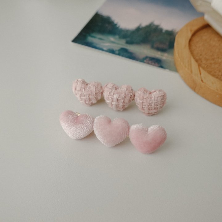 Eeiitt - Korean Women Fashion - #womensfashion - Velvete Tweed Heart Hairpin Set - 3