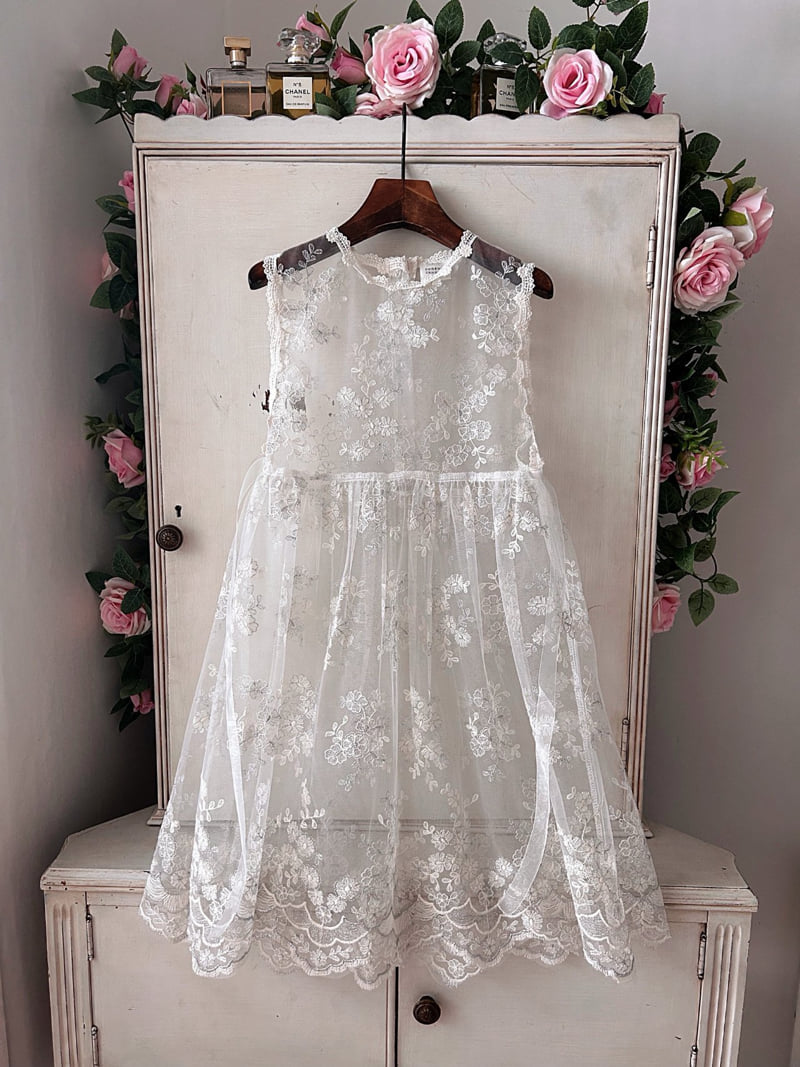 Eugenie Candies - Korean Women Fashion - #vintagekidsstyle - Bouquet Layered One-piece - 3