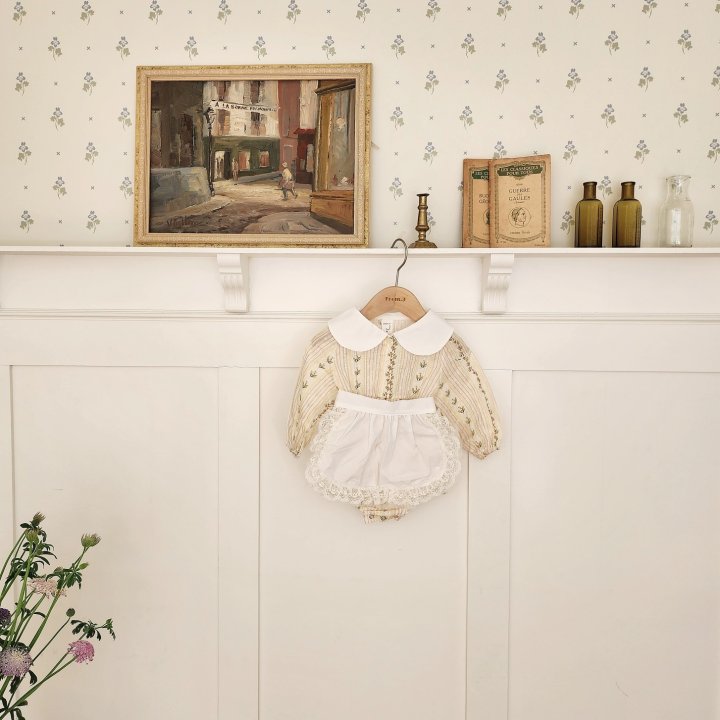 From J - Korean Baby Fashion - #babygirlfashion - Louis Jacquard Suit Apron Set - 7