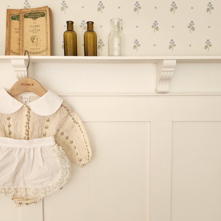 From J - Korean Baby Fashion - #babylifestyle - Louis Jacquard Suit Apron Set - 8