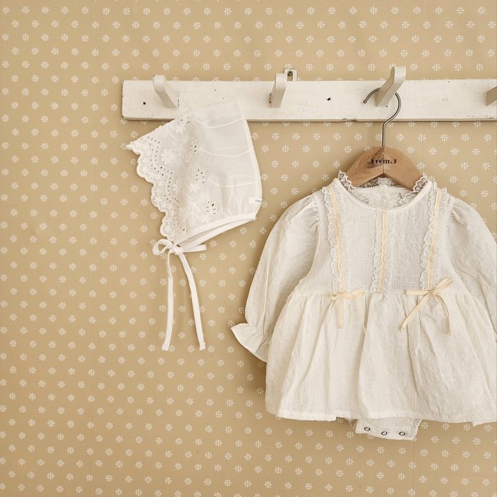 From J - Korean Baby Fashion - #babyoutfit - Julie Frill Suit