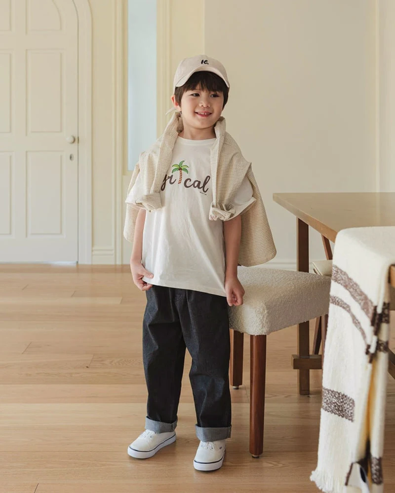 Here I Am - Korean Children Fashion - #kidsshorts - Palm Tree Short Sleeve Tee - 4
