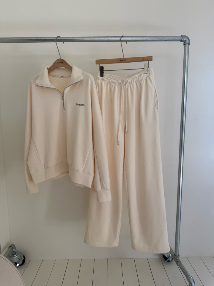 Hiyann - Korean Women Fashion - #momslook - Ella Zipper Sweatshirts - 11