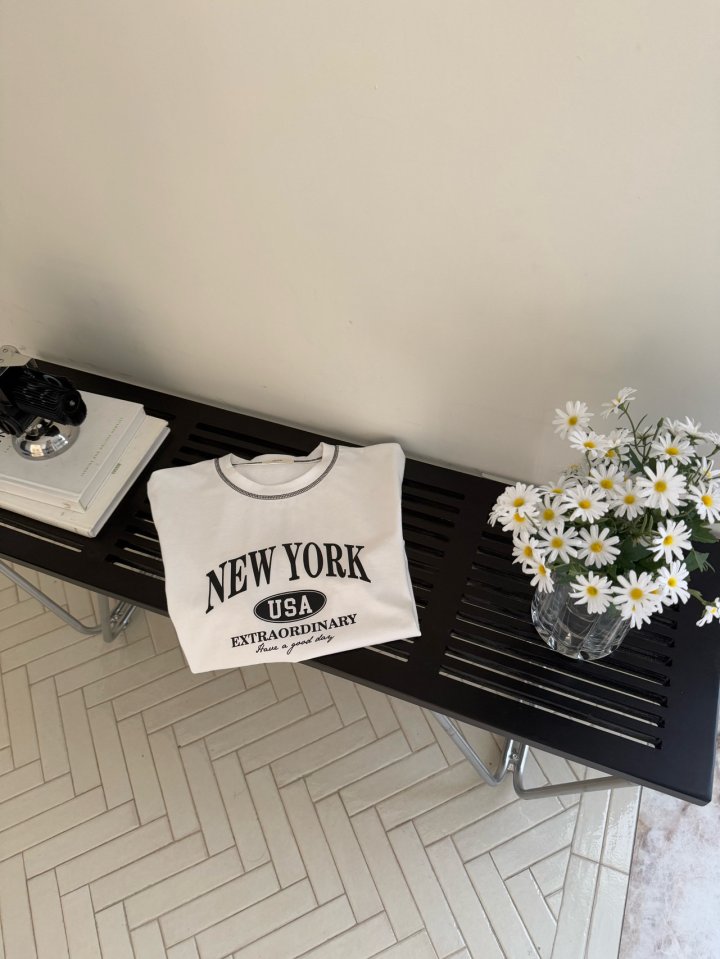 Hiyann - Korean Women Fashion - #momslook - New York Box Tee - 10