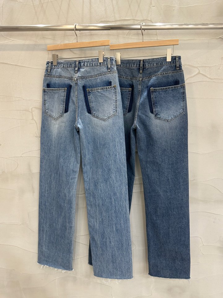 Inssense - Korean Women Fashion - #vintagekidsstyle - Curved Cutted Detail Wide Denim Pants - 10