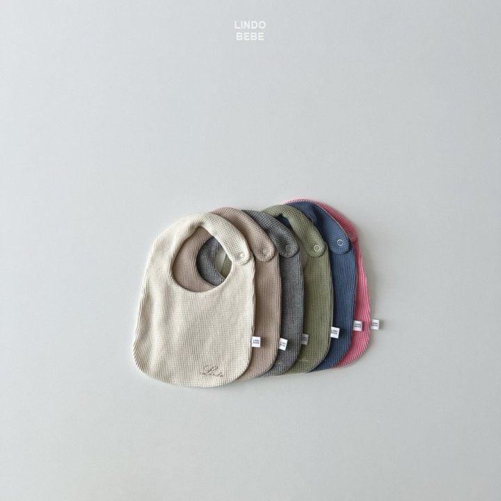 Lindo - Korean Baby Fashion - #babyboutiqueclothing - Bebe Waffle Embroidery Bib