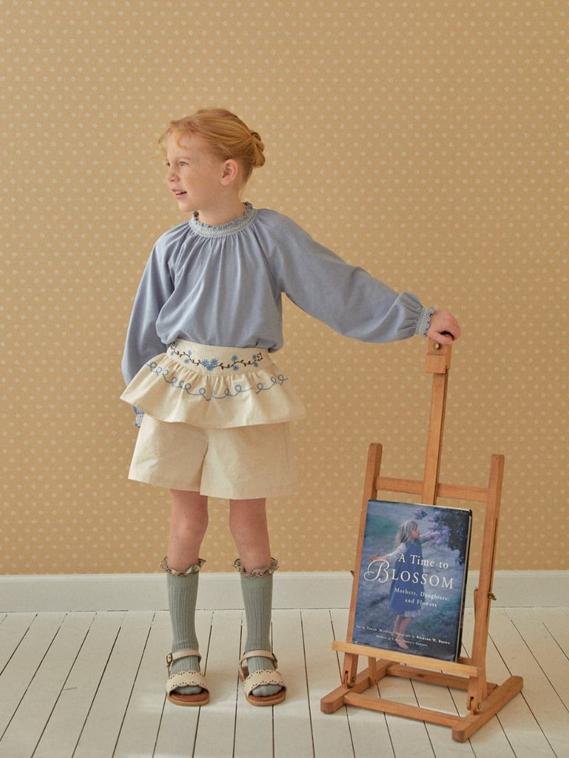 Lolobole - Korean Children Fashion - #kidsshorts - Antique Frill Pants - 10