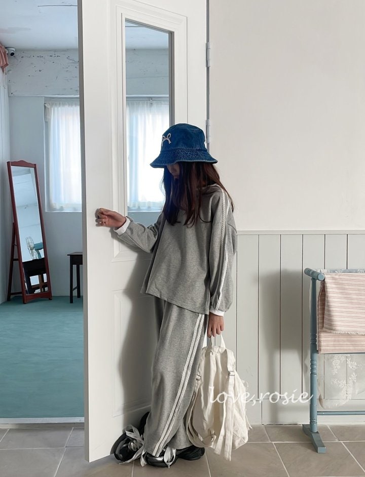Love Rosie - Korean Women Fashion - #momslook - Spring Eyelet Lace Daily Set (with Mom) - 9