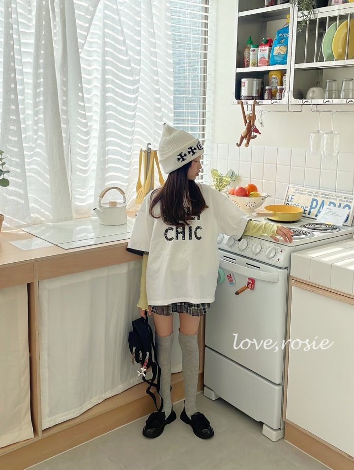 Love Rosie - Korean Women Fashion - #romanticstyle - Chic Short Sleeve Lace Boxy Tee (with Mom) - 4