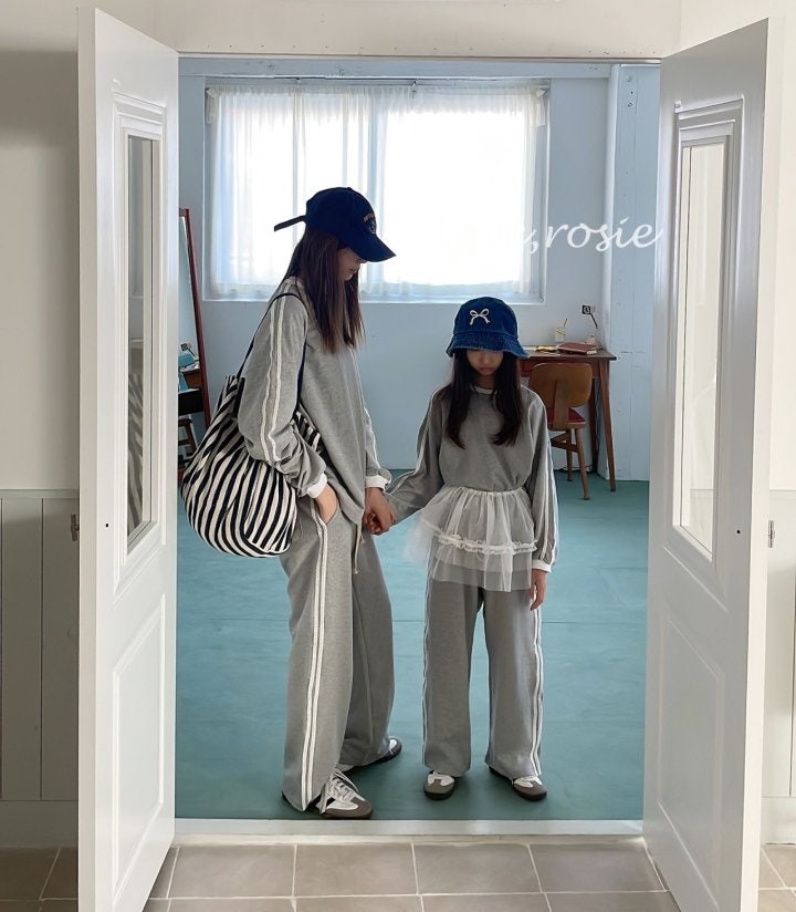 Love Rosie - Korean Women Fashion - #thatsdarling - Spring Eyelet Lace Daily Set (with Mom)