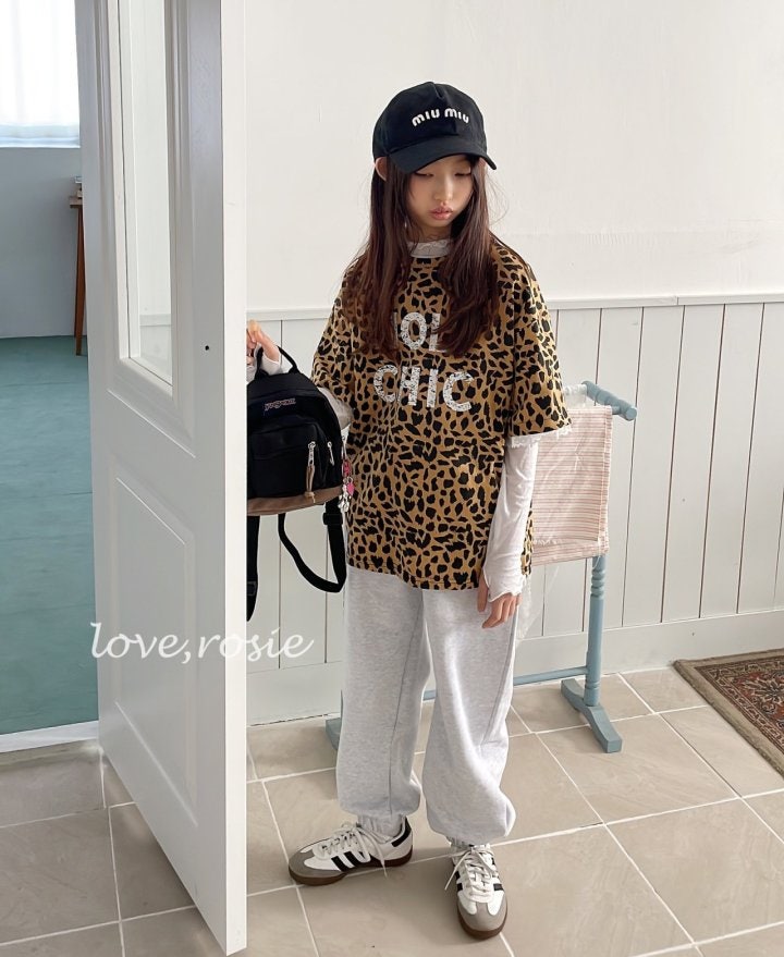 Love Rosie - Korean Women Fashion - #womensfashion - Chic Short Sleeve Lace Boxy Tee (with Mom) - 10