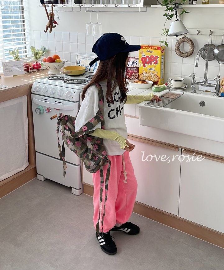 Love Rosie - Korean Women Fashion - #womensfashion - Terry Lace Tape Jogger Pants (with Mom) - 5