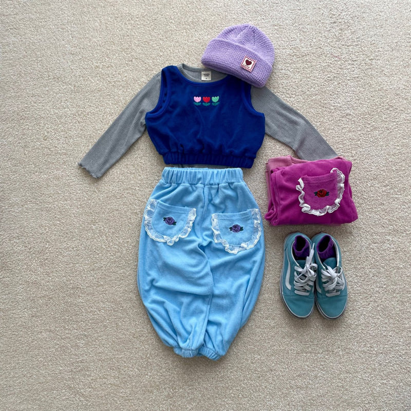 Middle Name - Korean Children Fashion - #Kfashion4kids - Eyelet Wave Tee - 11