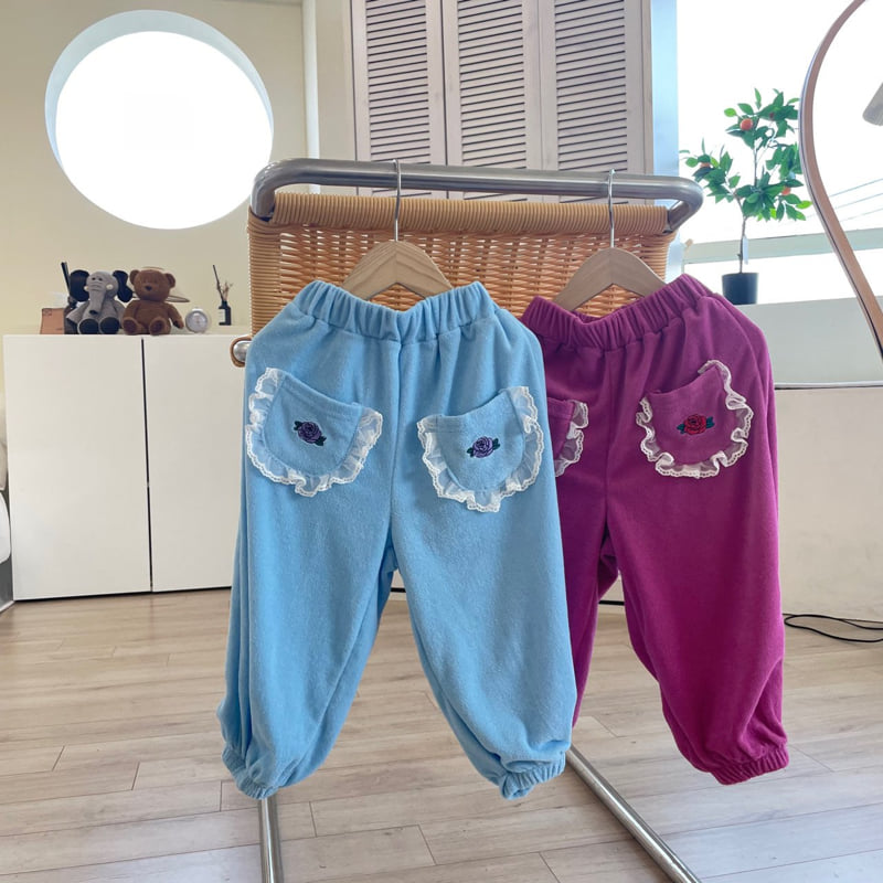 Middle Name - Korean Children Fashion - #kidzfashiontrend - Lace Flower Embroidery Pants - 12