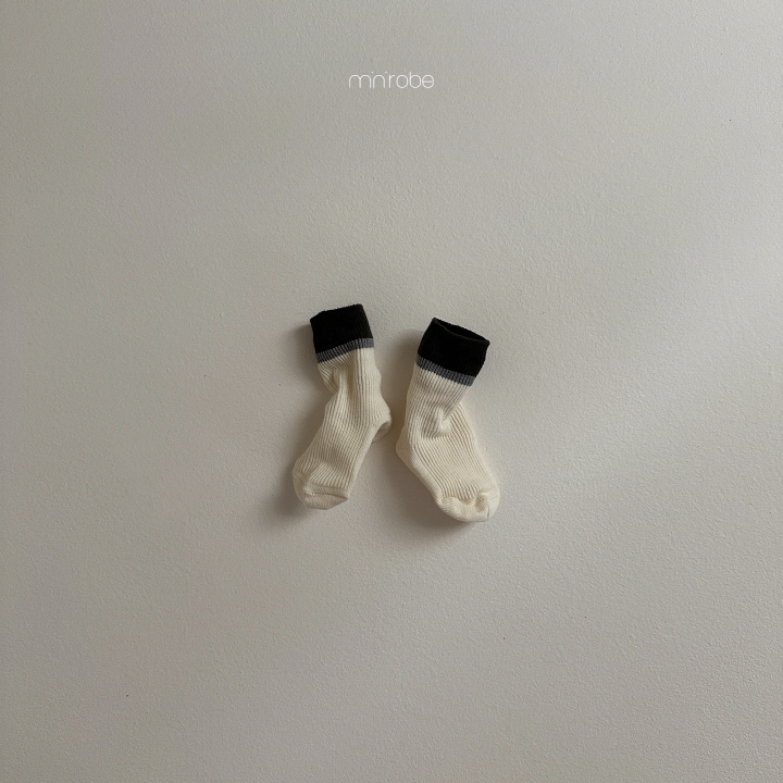 Mini Robe - Korean Baby Fashion - #babyfashion - Fuzzy Socks - 5