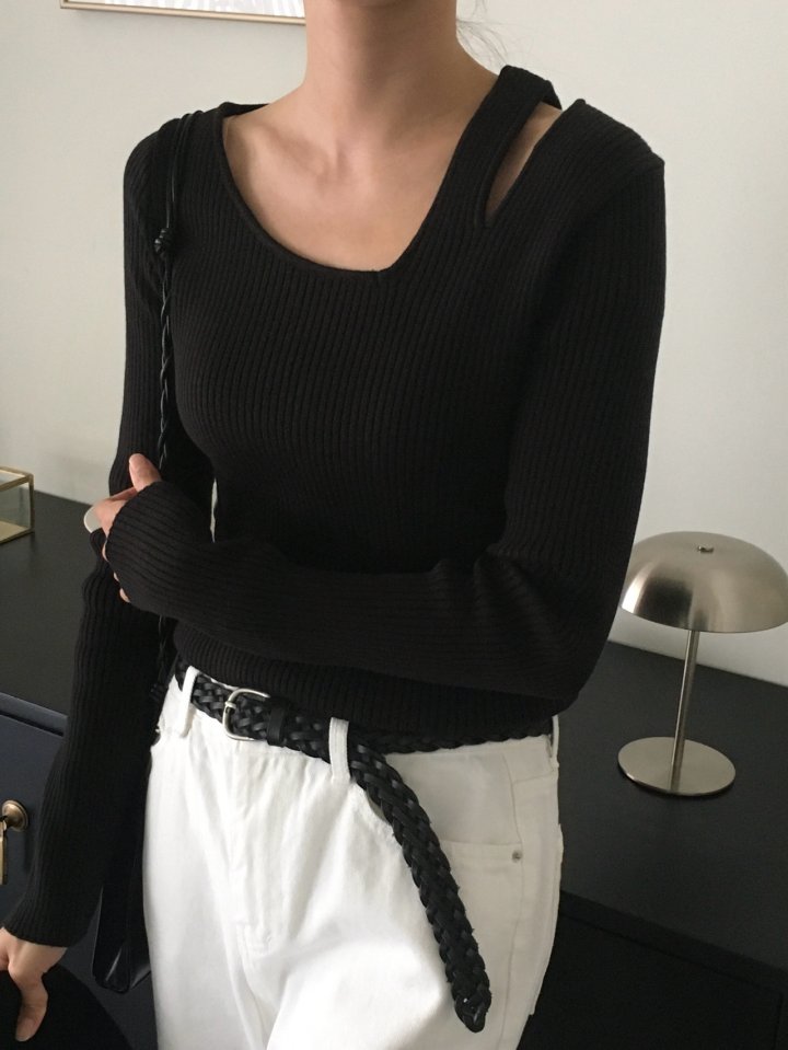 Moani - Korean Women Fashion - #momslook - Unbalanced Shoulder Cut-out Knit Top - 4