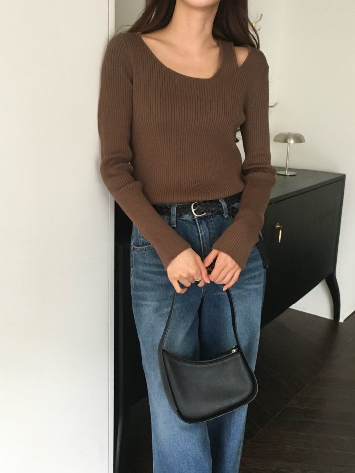 Moani - Korean Women Fashion - #momslook - Unbalanced Shoulder Cut-out Knit Top - 2
