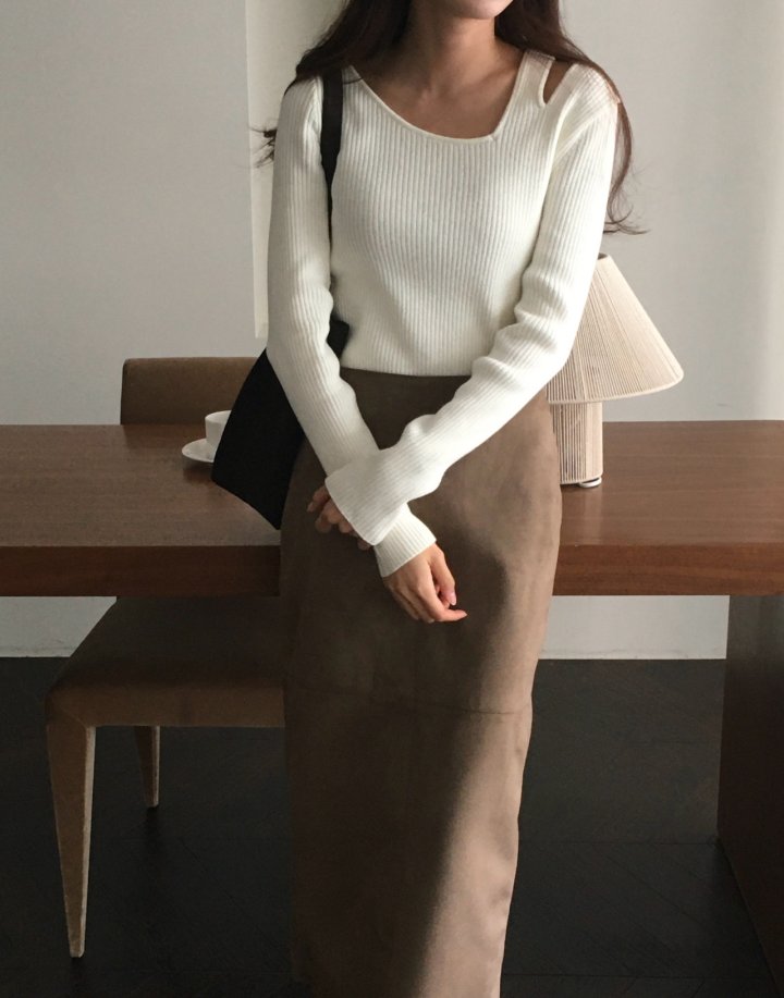 Moani - Korean Women Fashion - #momslook - Unbalanced Shoulder Cut-out Knit Top - 2