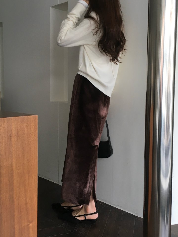 Moani - Korean Women Fashion - #thelittlethings - Velvete Back Slit Skirt - 4