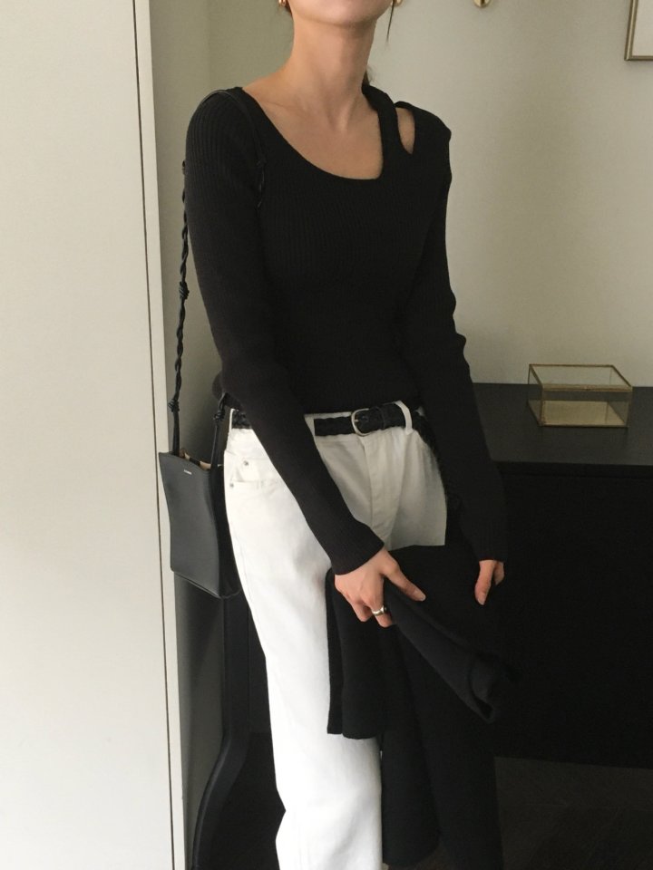Moani - Korean Women Fashion - #romanticstyle - Unbalanced Shoulder Cut-out Knit Top - 11