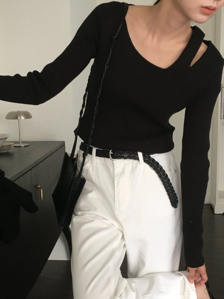 Moani - Korean Women Fashion - #vintageinspired - Unbalanced Shoulder Cut-out Knit Top - 7
