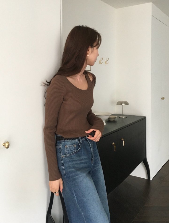 Moani - Korean Women Fashion - #vintagekidsstyle - Unbalanced Shoulder Cut-out Knit Top - 7