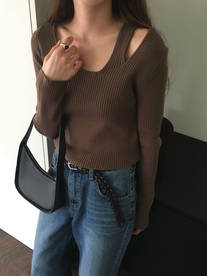 Moani - Korean Women Fashion - #womensfashion - Unbalanced Shoulder Cut-out Knit Top