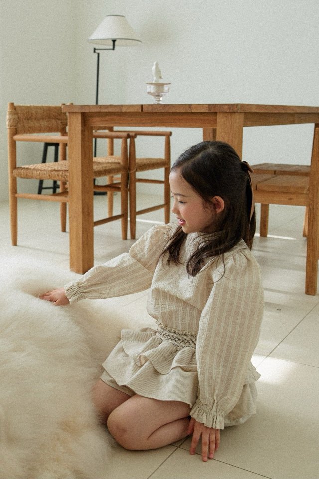 Mon Atelier - Korean Children Fashion - #kidsstore - Vienna Blouse - 2
