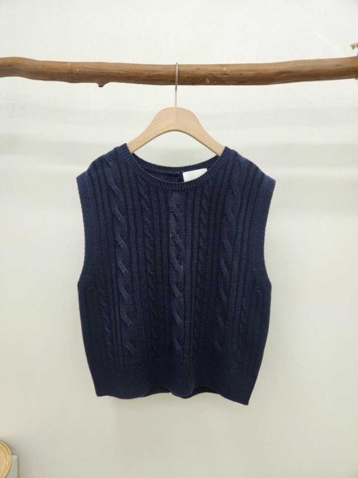 Most - Korean Women Fashion - #momslook - Nova Knit Vest - 3